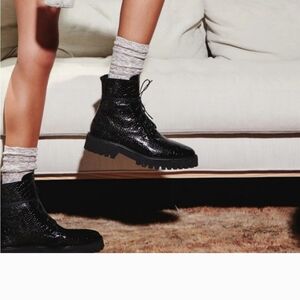 Freda Salvador Emi lug sole combat boots black 7.5